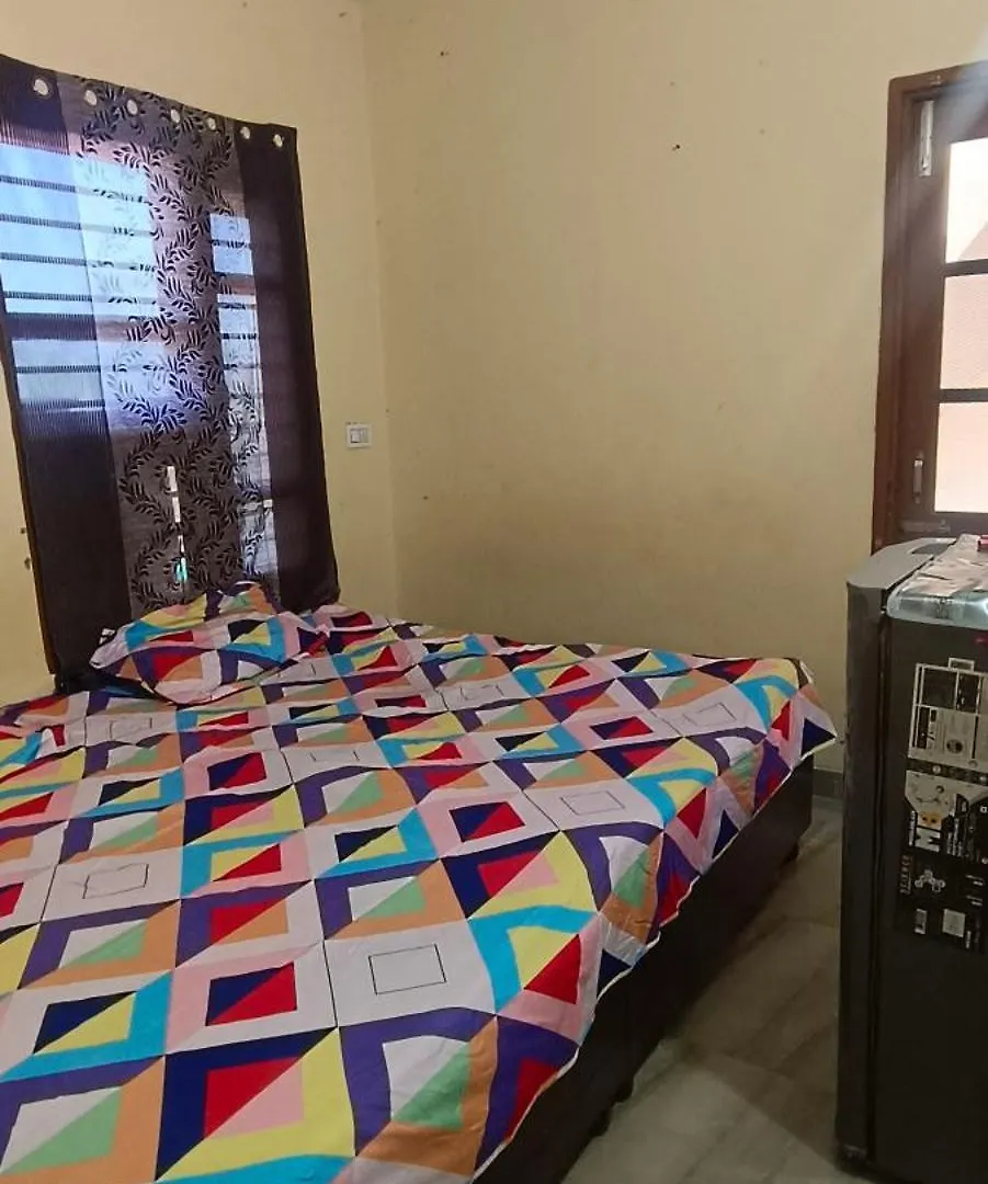 Peacefull Apartment Zirakpur 0*,  India