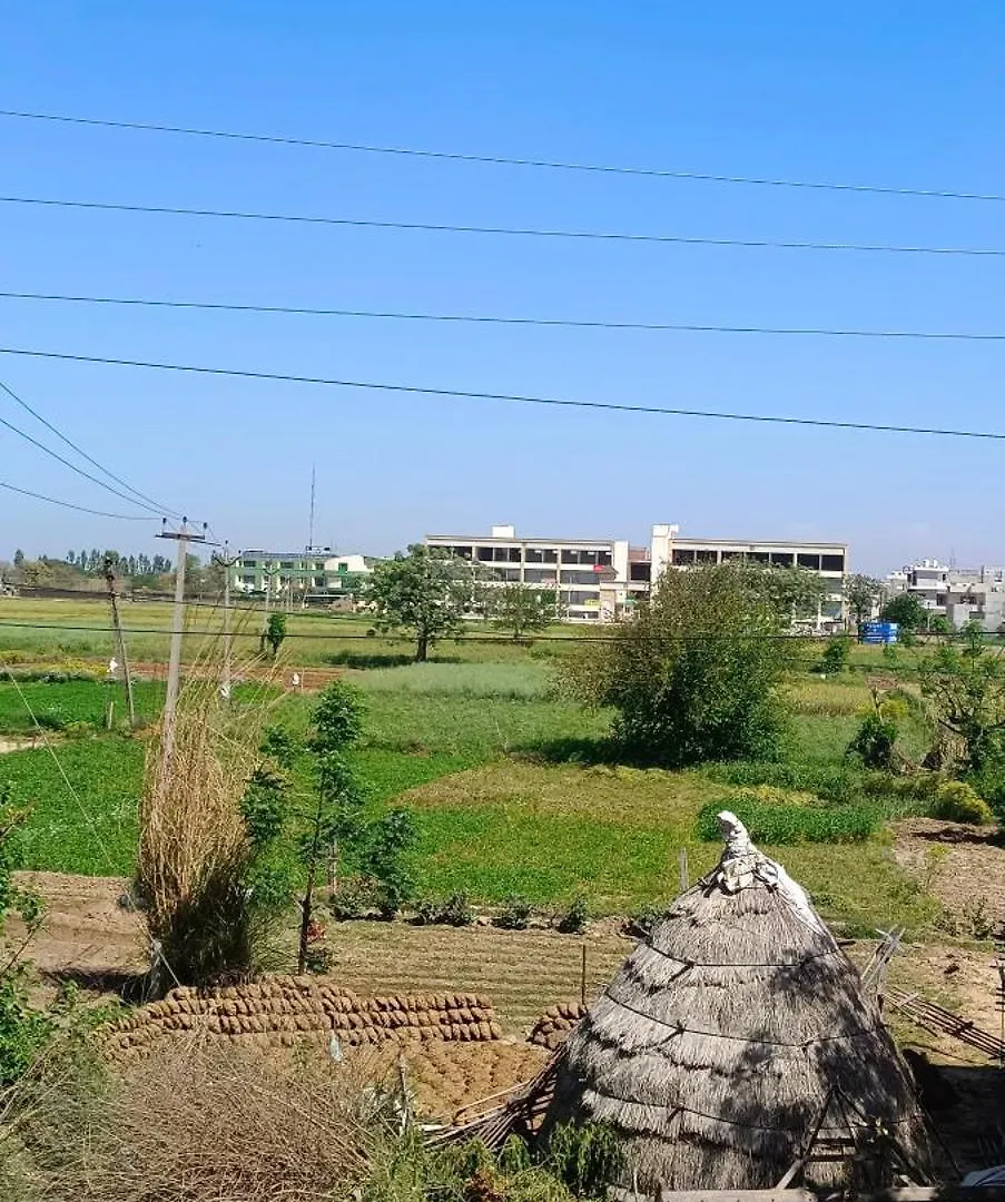 Peacefull Apartment Zirakpur India