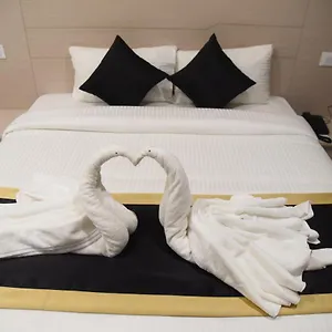 Hotel Hamilton, Zirakpur