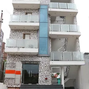Hotel S.r. Residency, Zirakpur